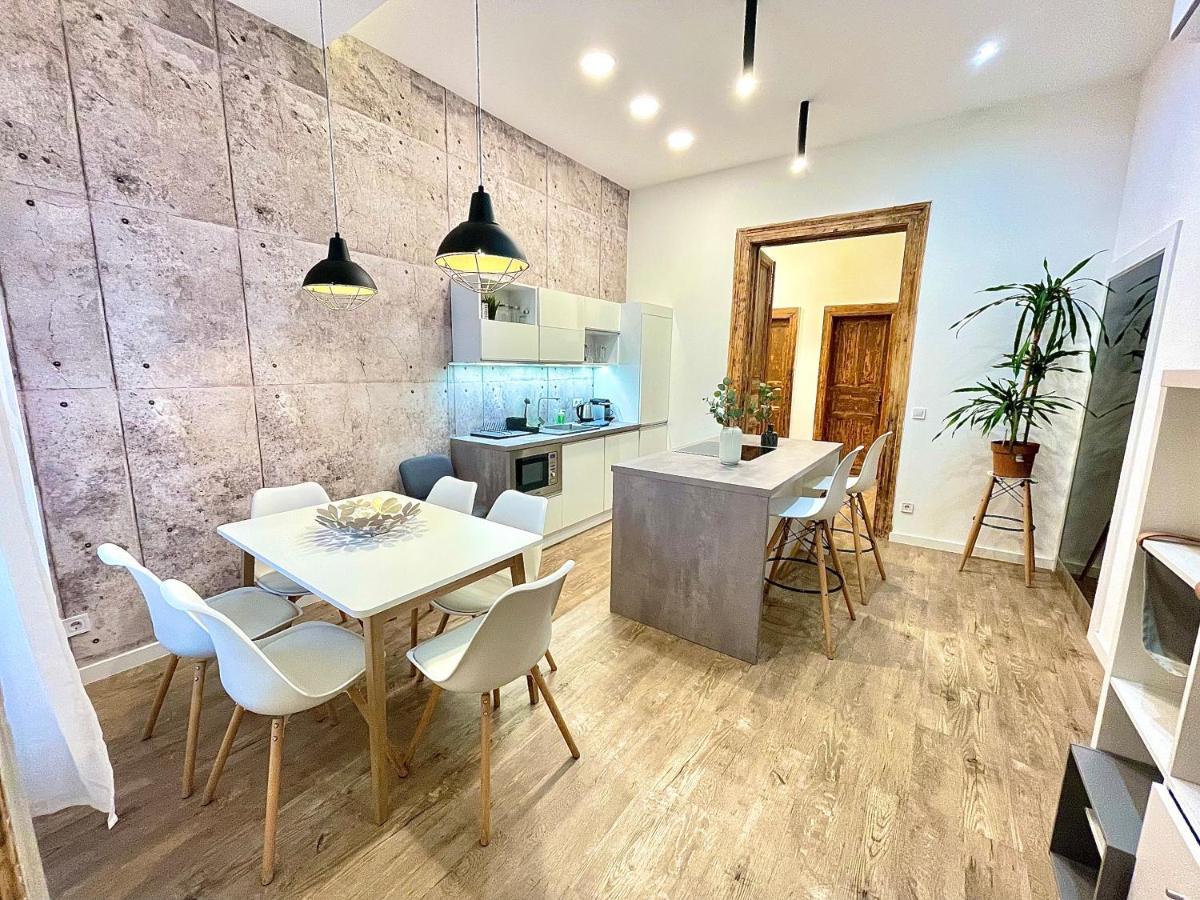 Dream Romance Residency - Finnish Sauna Budapest Kültér fotó